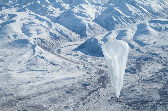 Ballon Google Loon en vol